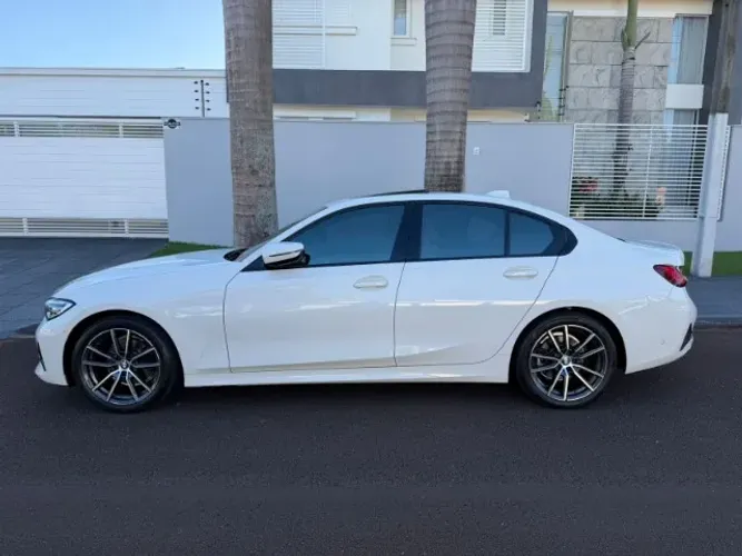 BMW 320I A Modern/sport TB 2.0/a.flex 16V 4P 2021