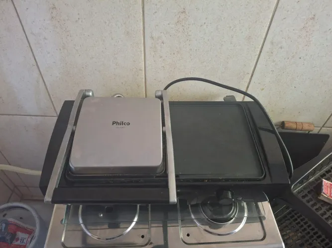 Gril e sanduicheiral 2 em 1 philco