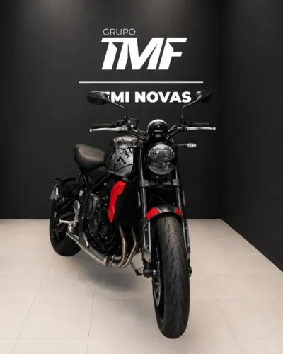 TRIUMPH TRIDENT 660 2023