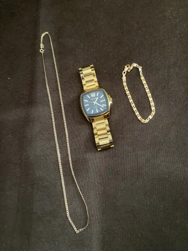 Relógio technos e corrente e pulseira romanel só um mês de uso