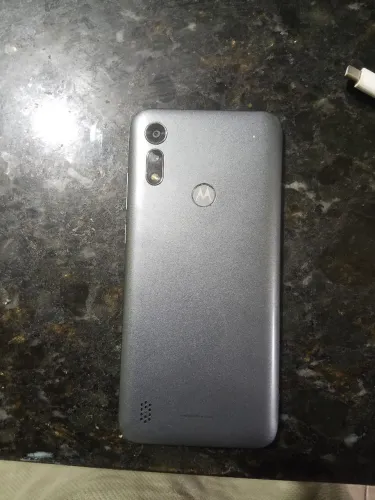Motorola moto e6i