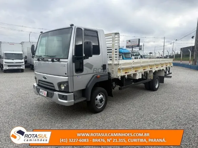 FORD CARGO 1119 2019 Carroceria 6m