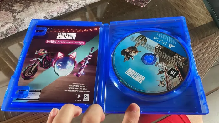 Vendo jogo Saints row 