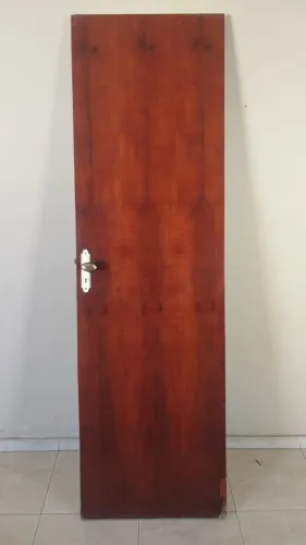 Porta Madeira - 0,62 x 2,10 - Com batente