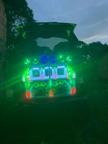 Som automotivo