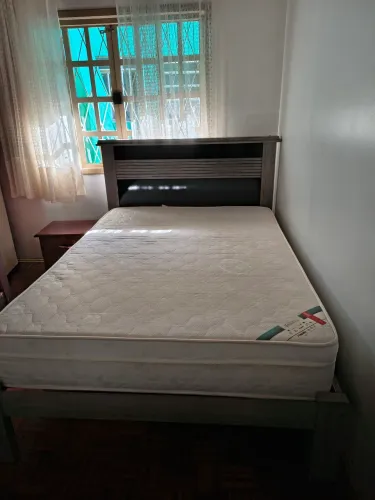 Vendo colchão de casal
