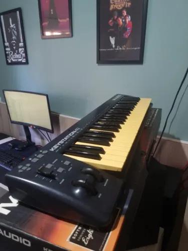 Teclado controlador  m-audio