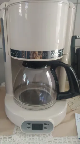 Cafeteira elétrica programável 