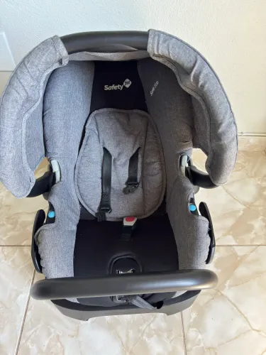 Cadeira de carro infantil 