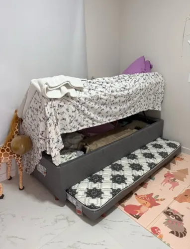 Box baú solteiro com auxiliar