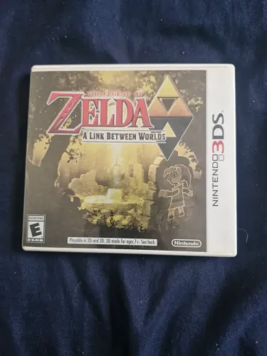 Legend of Zelda a Link to The Between Worlds - 3DS Original