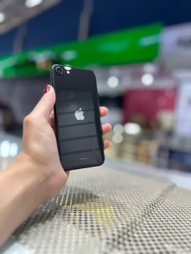 *iPhone SE 2 64Gb - Garantia - Loja física 