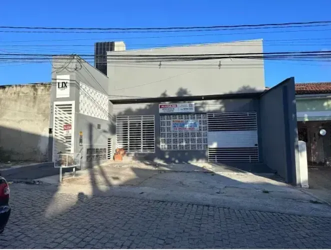 Apartamento de um quarto , recém reformado na antiga av 12