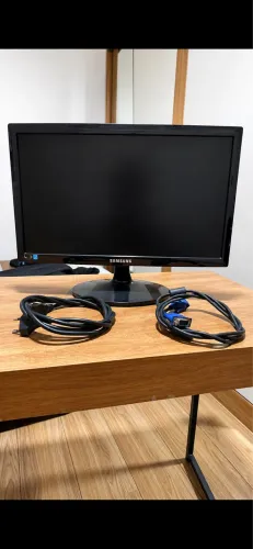 MONITOR Samsung LED + Cabos. DESAPEGO!!!
