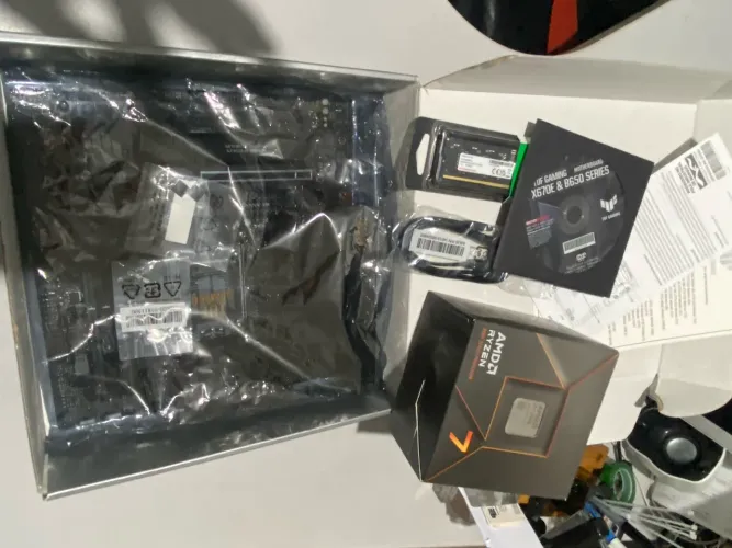 Kit Gamer Am5 Processador Ryzen 7 8700F Placa mãe asus Tuf B650m Memória 8 giga ddr5