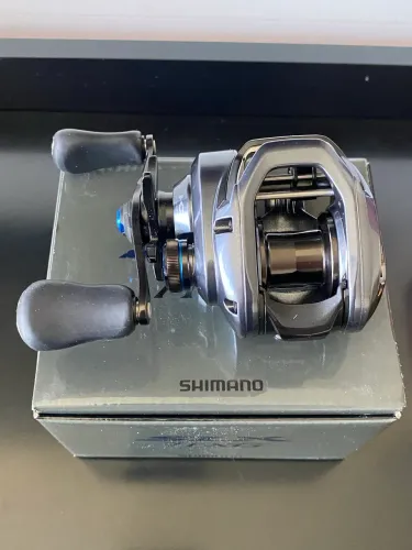 Carretilha Shimano Slx 71xg - esquerda