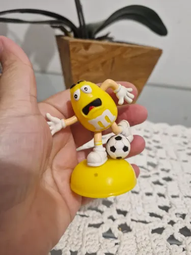Boneco M&MS  Futebol 