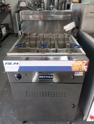 NZ. Fritadeira elétrica industrial 40 litros 18.000w 