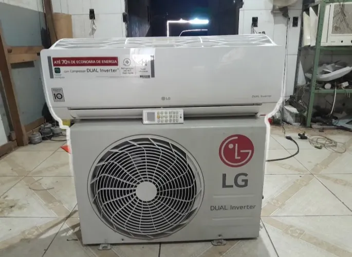 SPLIT 9000BTUS, LG INVERTER.