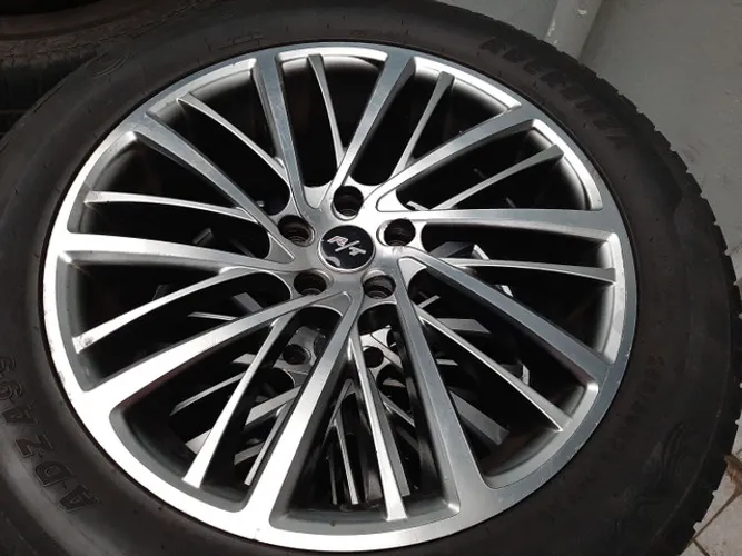 Roda aro 20 Mg Raiada diamantada com grafite VW Jetta 5X112 