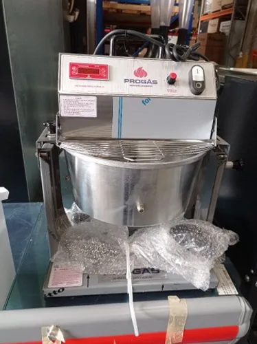 Brigadeirinha faz brigadeiro e doce de leite ideal para confeitarias