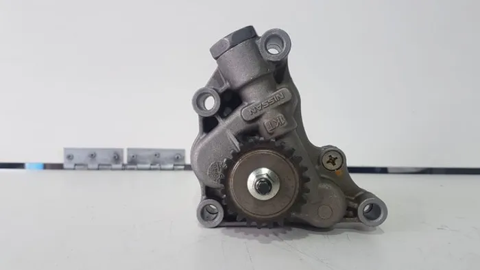 Bomba De Óleo Motor Nissan Versa 1.6 16v 18