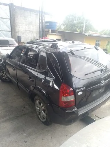 Hyundai Tucson 2.0 baixado junto ao Detran ( peças  )