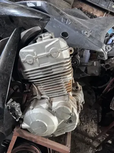 Motor cb  Xre300 parcial a base de troca garantia de 90 dias 