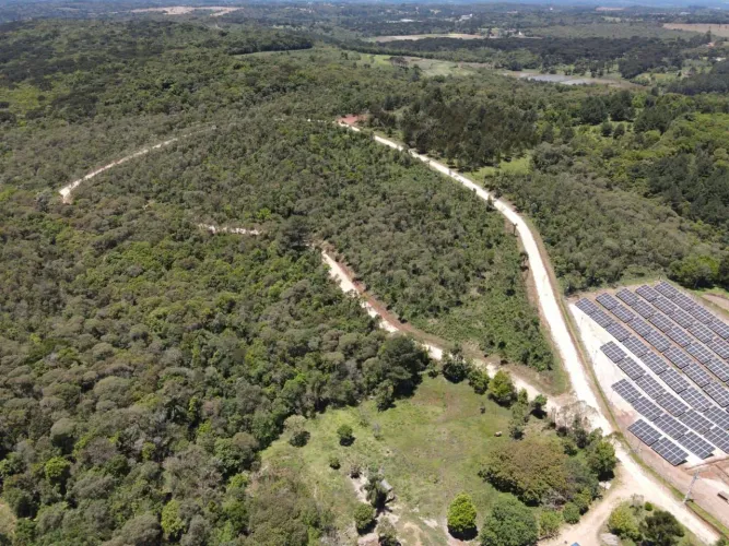 Chácara na Roseira divisa de Colombo com Campina Grande do Sul