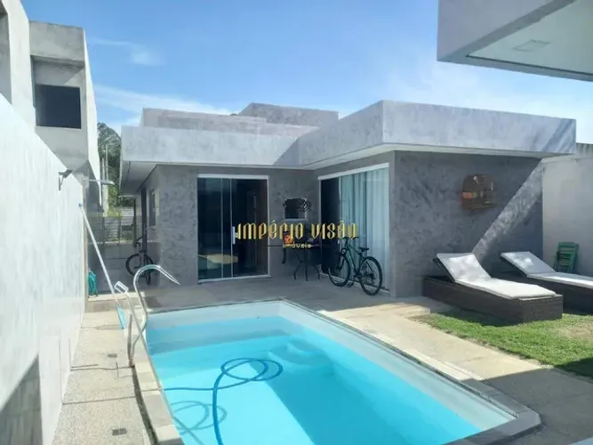 Casa à venda com 3 Dormitórios, sendo 1 Suíte, Área gourmet e Área de lazer com Piscina no