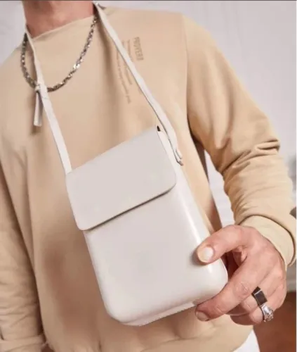 Bolsa transversal bege