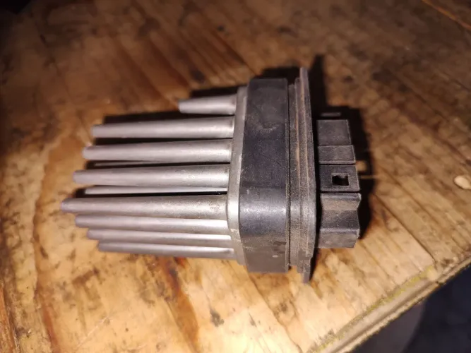 Resistência ar ventilador interno Astra Zafira Vectra 52488536 original 