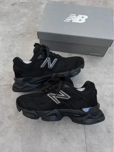 Tênis New Balance 9060 Preto 