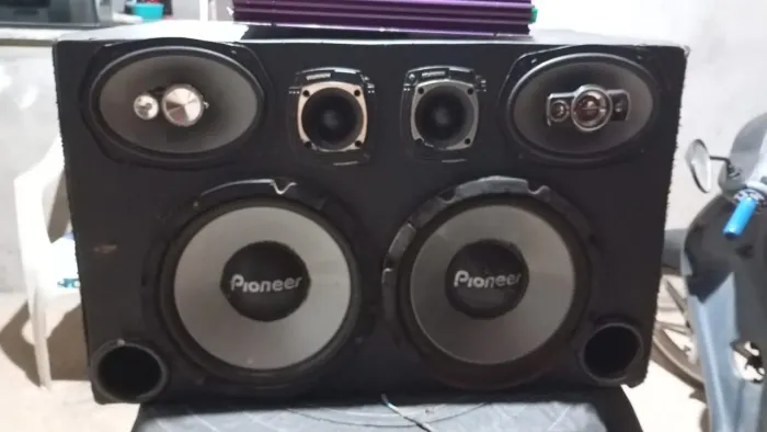 Som automotivo completo 