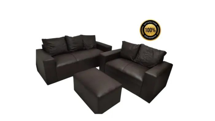 Conjunto Sofá 3 e 2 Lugares com Puff em Couro Sintético