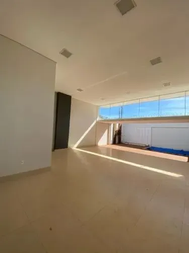 JODE 10 CASA A VENDA NO IGAPO