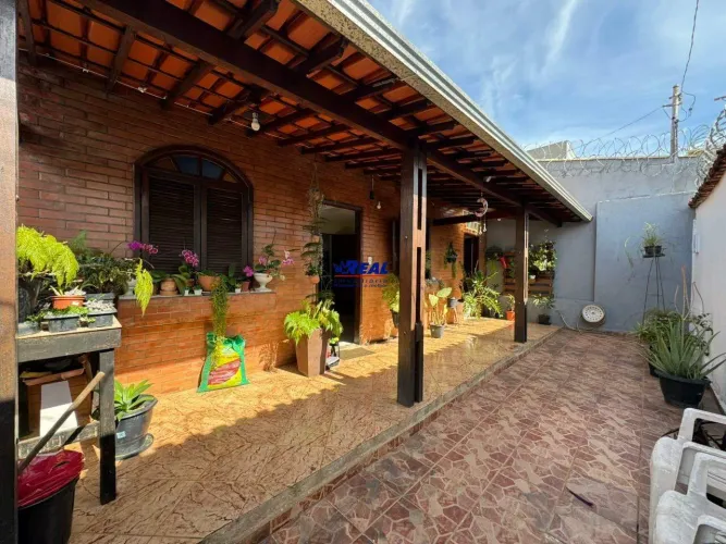 Casa à venda, 3 quartos, 1 suíte, 2 vagas, Conjunto Ademar Maldonado - Belo Horizonte/MG