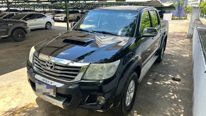 Toyota Hilux CD SRV D4-d 4X4 3.0 TDI Diesel AUT 2012