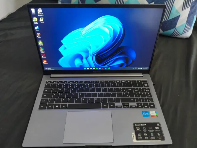 Vende-se notebook Galaxy book 4