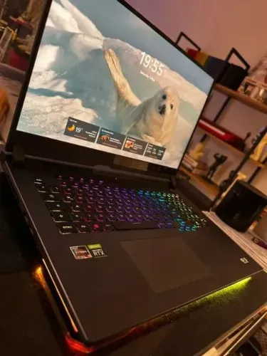 ROG Strix G17 2021 - Ryzen 9 5900HX - RTX 3060 - 16GB - 300Hz