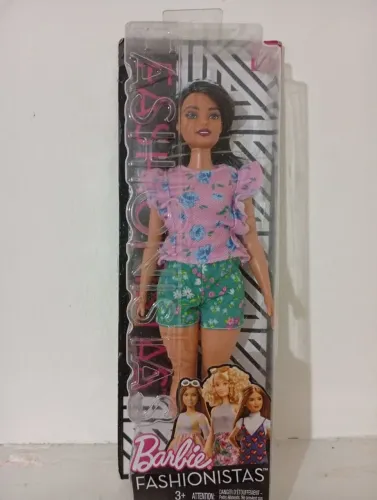Boneca Barbie Fashionistas 78 - Edição Especial