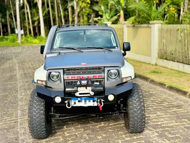 Troller T-4 Bold 4X4 3.2 TDI Cap. Rígida Diesel 2017