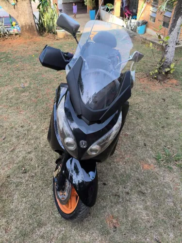 Maxsym em ótimo estado de conservação 