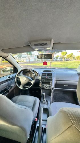 Imagem de Volkswagen Polo Sedan 1.6 MI Total Flex 8V 4P 2011