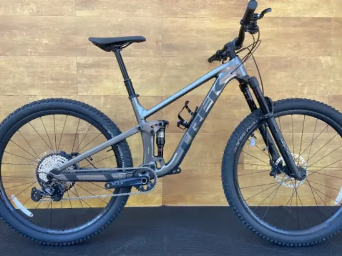 Bicicleta Trek Top Fuel 8 