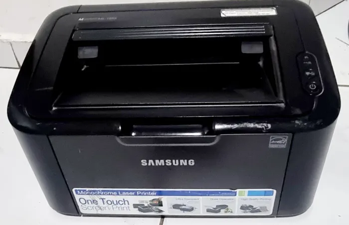 Samsung ML-1665 ? Impressora Laser Preta 