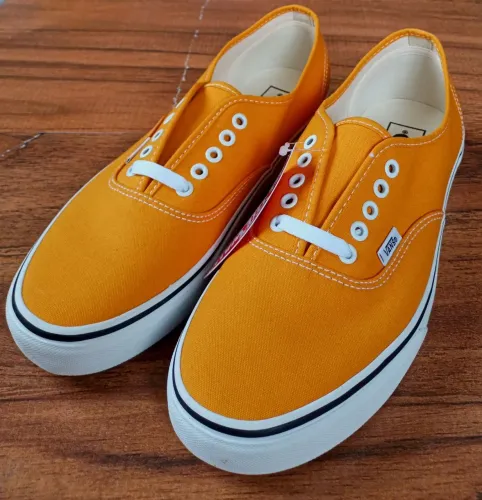 Tênis Vans Authentic 42