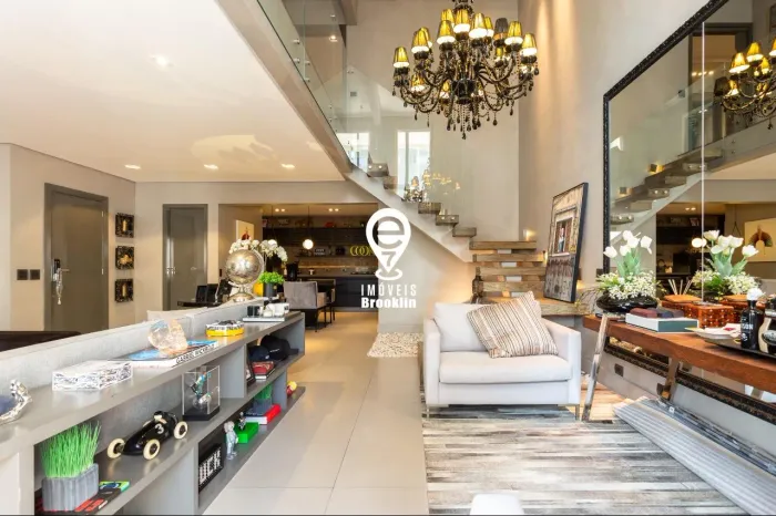 Apartamento Duplex 163m 2 suítes 3 banheiros 2 vagas mobiliado e decorado em Moema