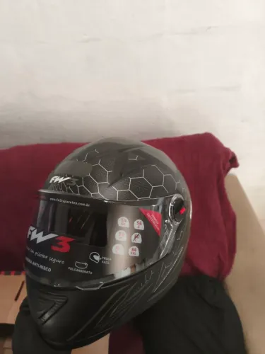 Capacete fw3 n* 60 NOVO 