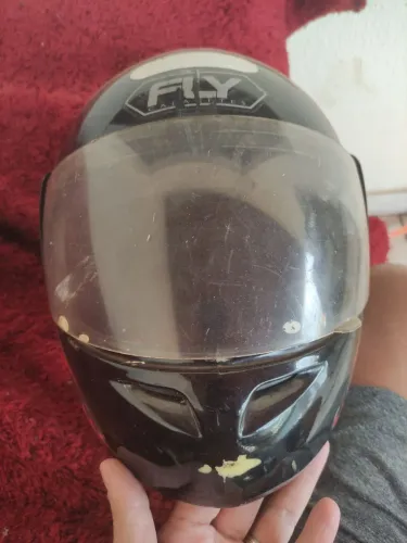 Capacete